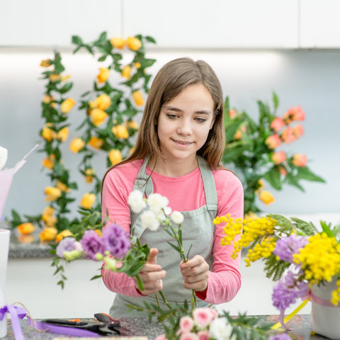 School Holiday Floristry Class (age 5-9)