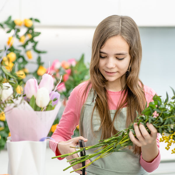 School Holiday Floristry Class (age 10-14)