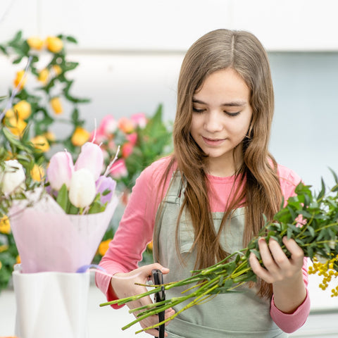 School Holiday Floristry Class (age 10-14)